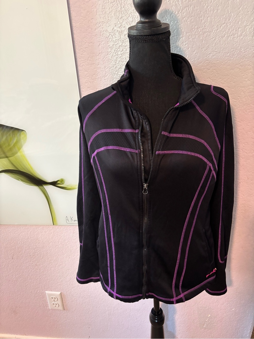 Fila zip up hoodie size XL